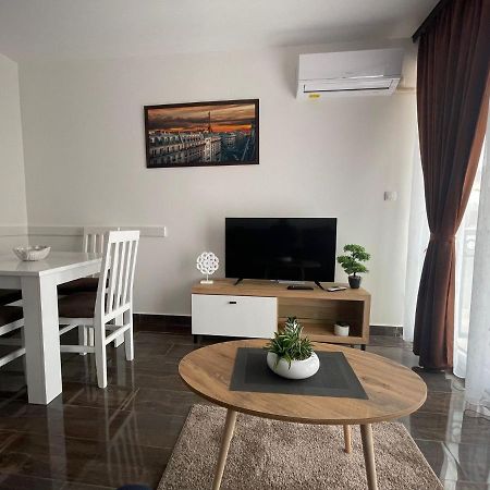 Veliko Gradište Apartmani Zivkovic Srebrno Jezero מראה חיצוני תמונה