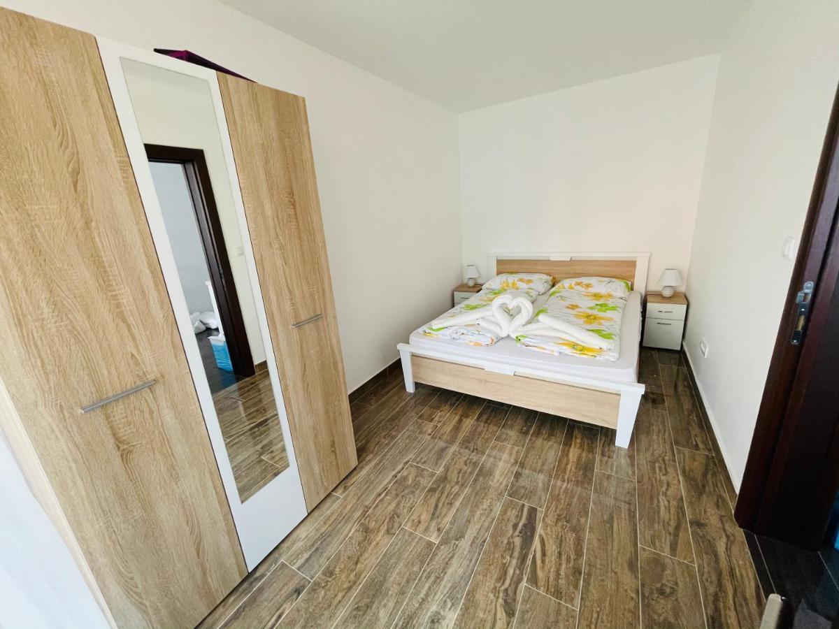 Veliko Gradište Apartmani Zivkovic Srebrno Jezero מראה חיצוני תמונה
